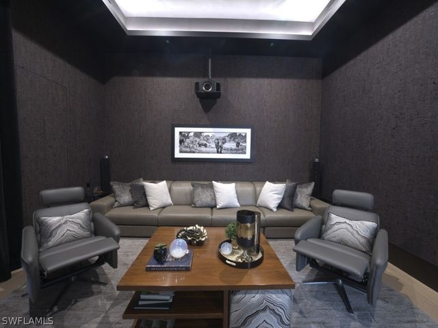 6199 Highcroft DR, Naples, FL 34119