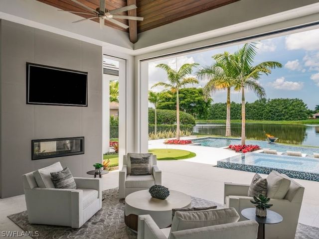 6199 Highcroft DR, Naples, FL 34119