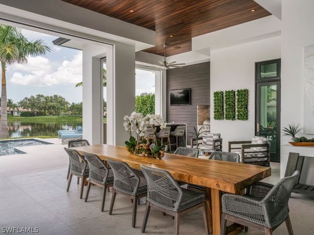 6199 Highcroft DR, Naples, FL 34119