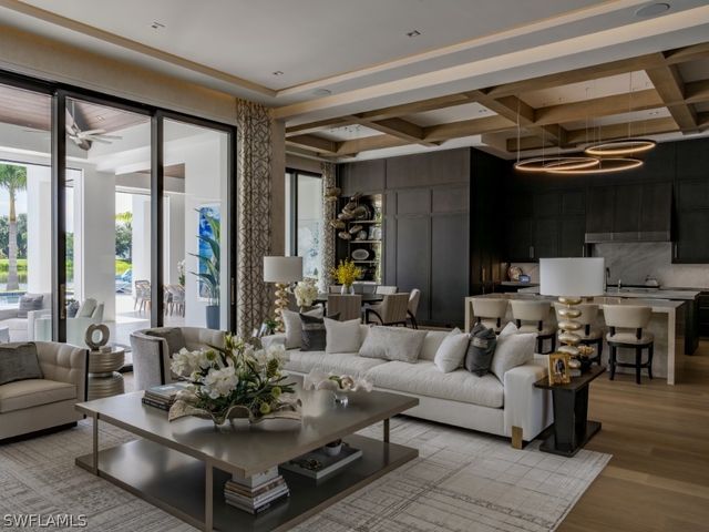 6199 Highcroft DR, Naples, FL 34119