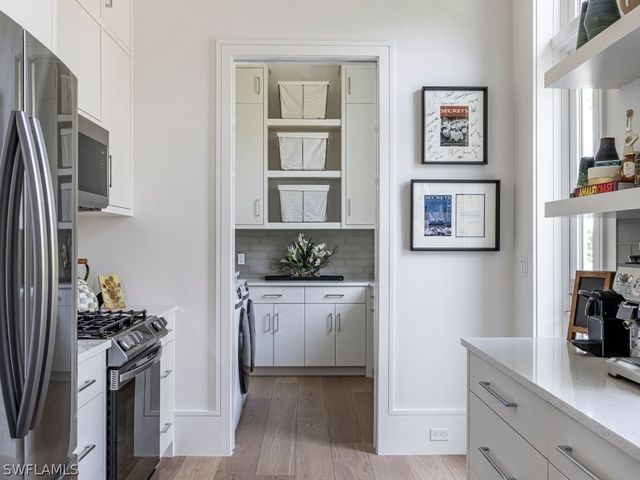 6199 Highcroft DR, Naples, FL 34119