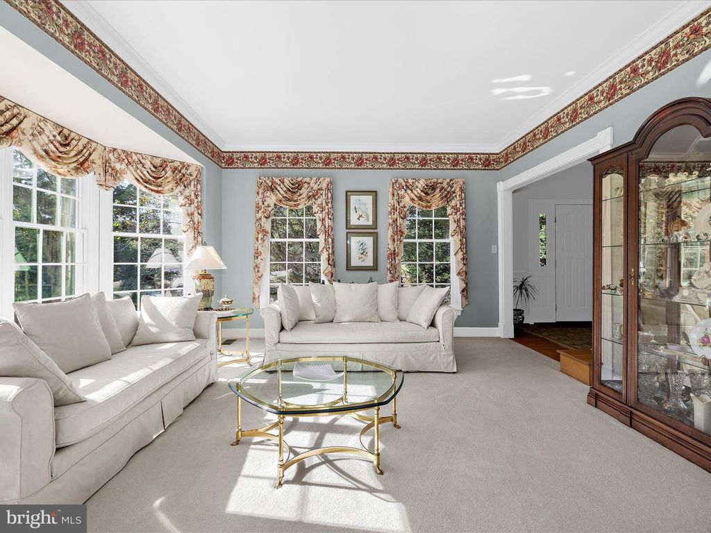 Image 10 of property listing at 114 JORDAN TAYLOR LN, Harwood, MD 20776