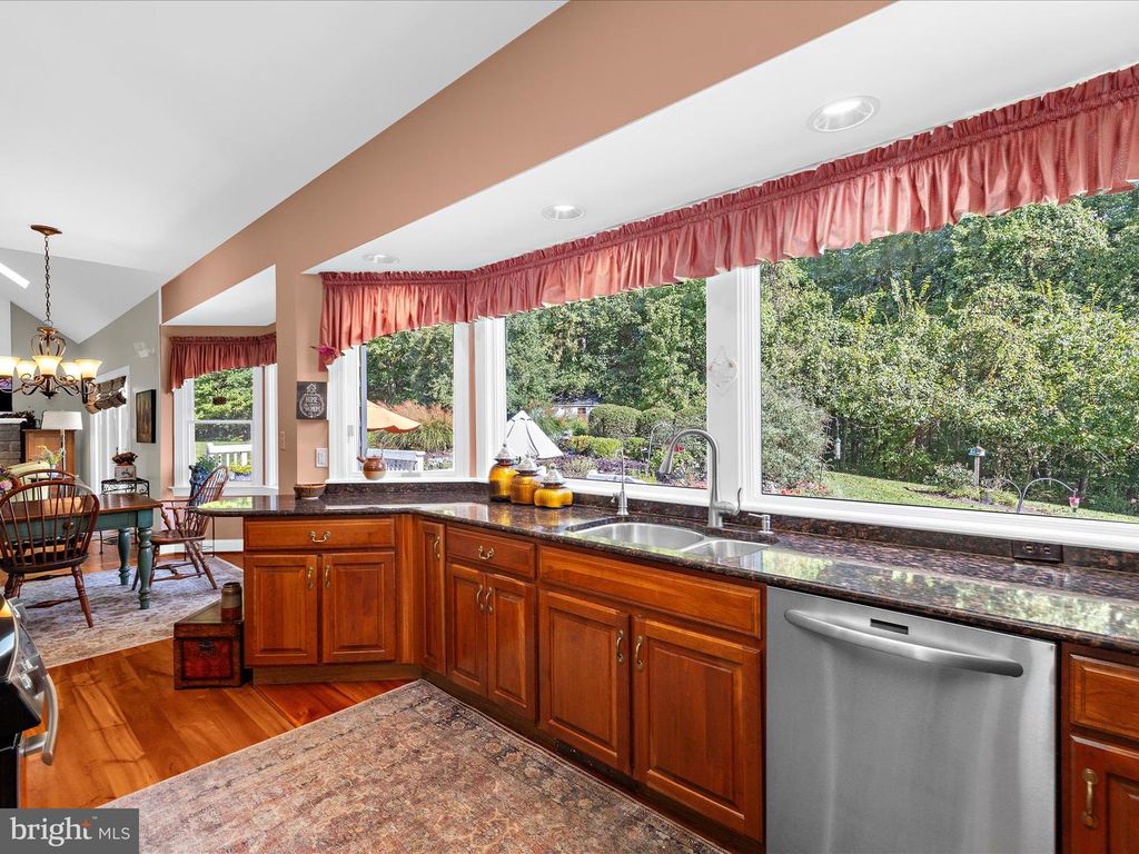 Image 16 of property listing at 114 JORDAN TAYLOR LN, Harwood, MD 20776