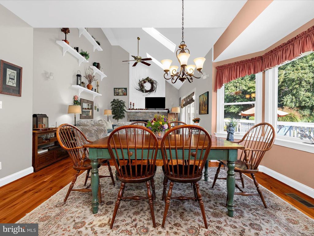 Image 17 of property listing at 114 JORDAN TAYLOR LN, Harwood, MD 20776