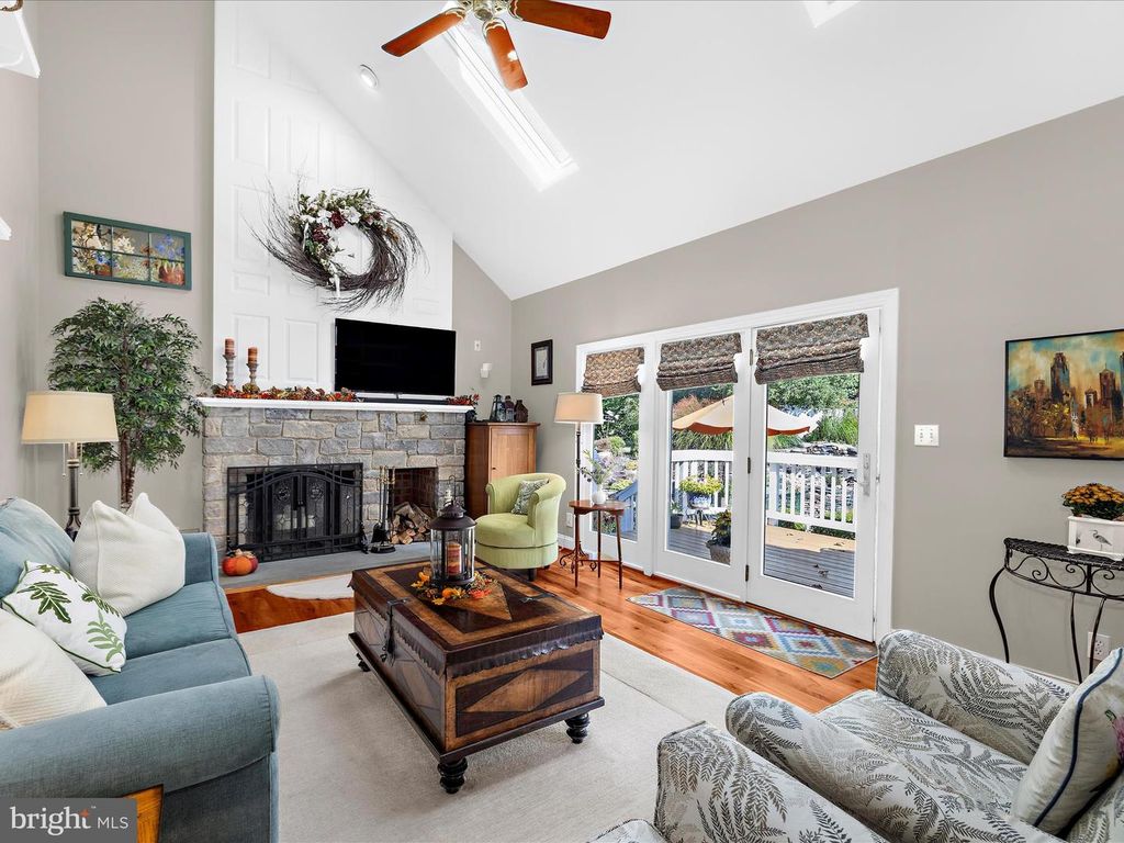 Image 22 of property listing at 114 JORDAN TAYLOR LN, Harwood, MD 20776
