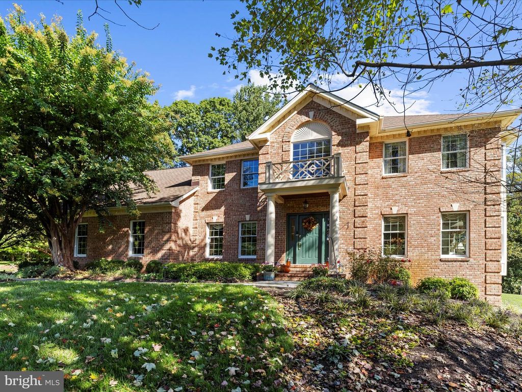 Image 2 of property listing at 114 JORDAN TAYLOR LN, Harwood, MD 20776