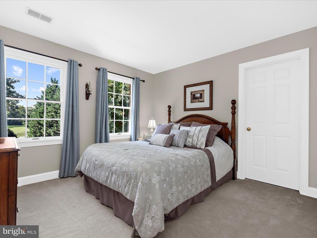 Image 29 of property listing at 114 JORDAN TAYLOR LN, Harwood, MD 20776