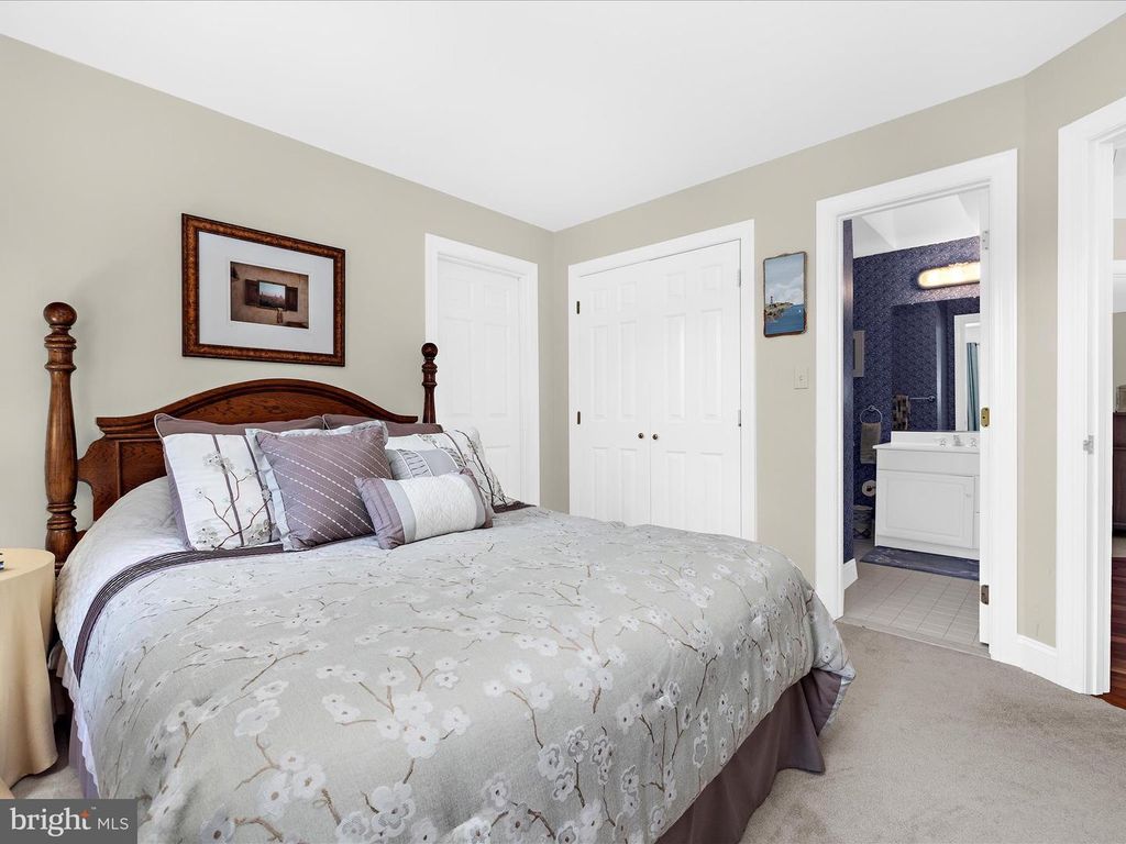 Image 31 of property listing at 114 JORDAN TAYLOR LN, Harwood, MD 20776