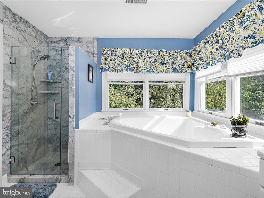 Image 43 of property listing at 114 JORDAN TAYLOR LN, Harwood, MD 20776
