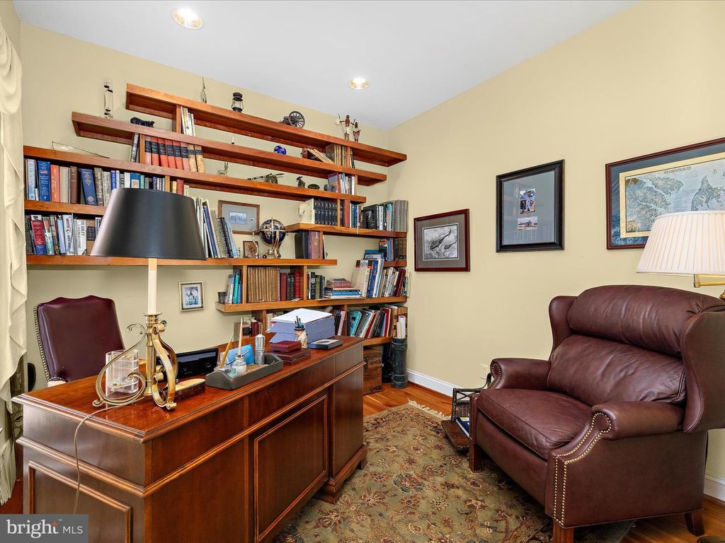 Image 6 of property listing at 114 JORDAN TAYLOR LN, Harwood, MD 20776