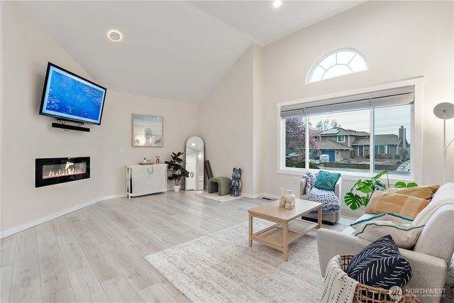 12326 45th Avenue SE, Everett, WA 98208