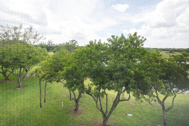 3090 N Course Drive 508, Pompano Beach, FL 33069