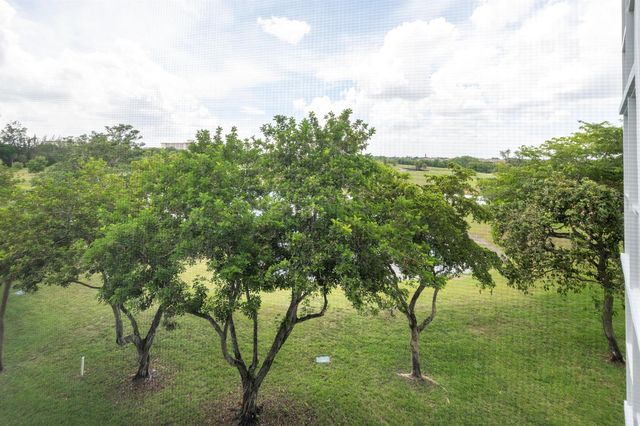 3090 N Course Drive 508, Pompano Beach, FL 33069