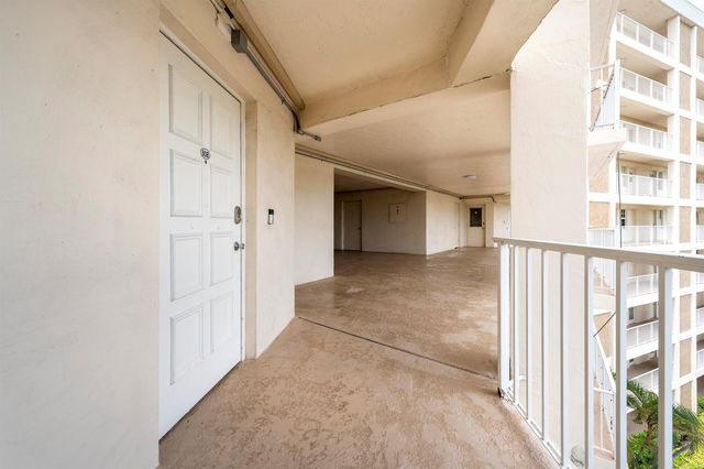 3090 N Course Drive 508, Pompano Beach, FL 33069