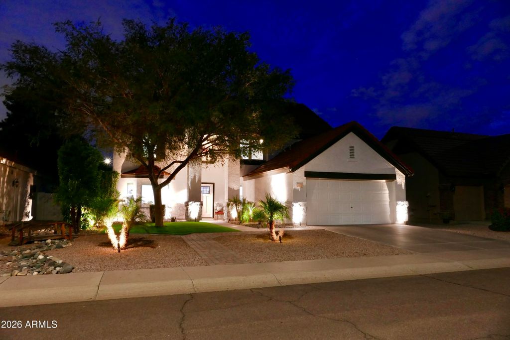 2470 E COUNTY DOWN Drive, Chandler, AZ 85249 — photo 4