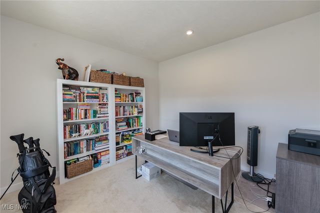 260 Stone Ridge Way, Berea, OH 44017