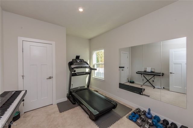 260 Stone Ridge Way, Berea, OH 44017