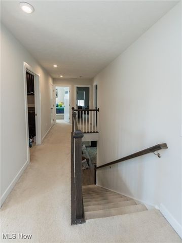 260 Stone Ridge Way, Berea, OH 44017