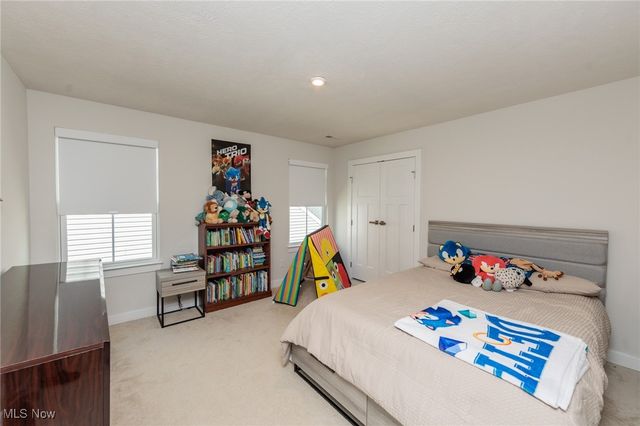 260 Stone Ridge Way, Berea, OH 44017