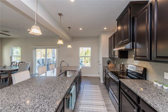 260 Stone Ridge Way, Berea, OH 44017