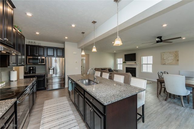 260 Stone Ridge Way, Berea, OH 44017