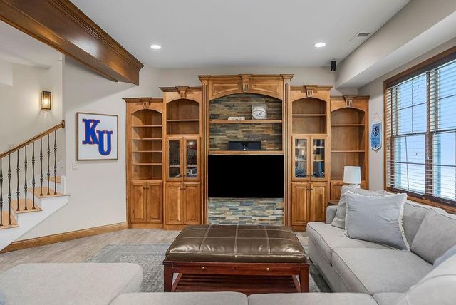 16332 LARSEN Street, Overland Park, KS 66221