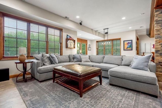 16332 LARSEN Street, Overland Park, KS 66221