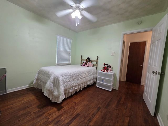 212 W 7th Street, Lancaster, TX 75146