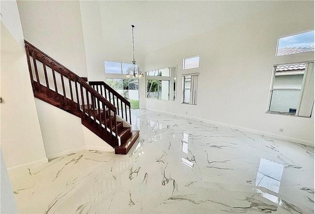 11041 Harbour Springs Cir, Boca Raton, FL 33428