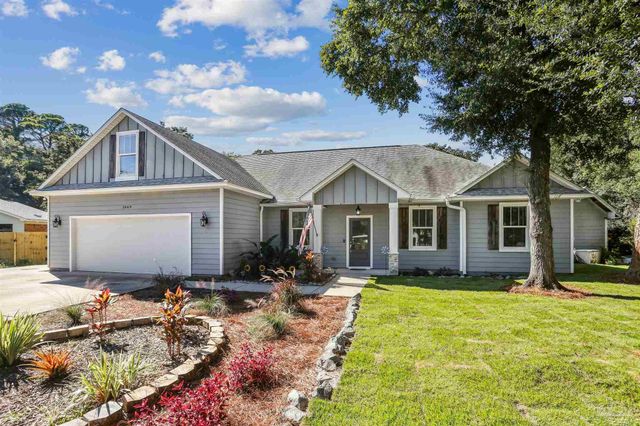 1469 Sanibel Ln, Gulf Breeze, FL 32563