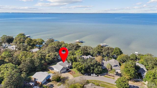 1469 Sanibel Ln, Gulf Breeze, FL 32563
