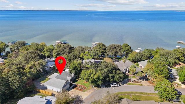1469 Sanibel Ln, Gulf Breeze, FL 32563