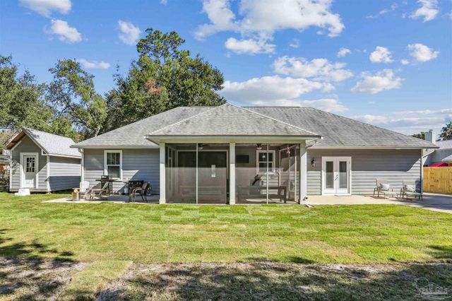 1469 Sanibel Ln, Gulf Breeze, FL 32563
