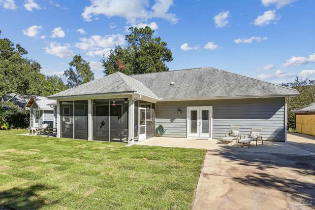 1469 Sanibel Ln, Gulf Breeze, FL 32563