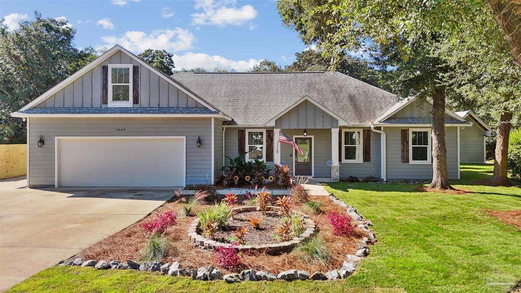 1469 Sanibel Ln, Gulf Breeze, FL 32563