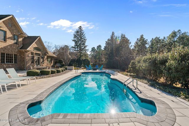 35 Glen Meadow Court, Pinehurst, NC 28374