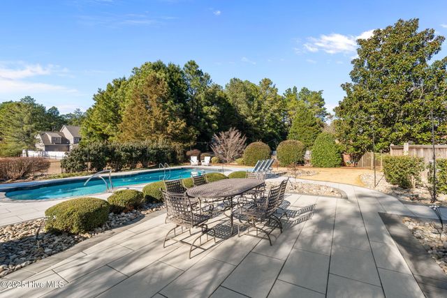 35 Glen Meadow Court, Pinehurst, NC 28374