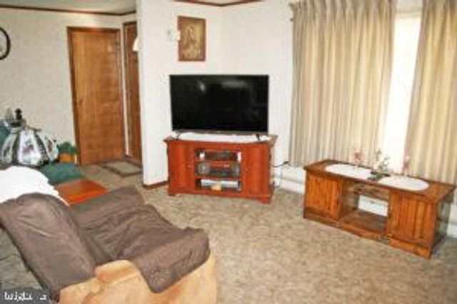 2101 S FORGE RD, Palmyra, PA 17078