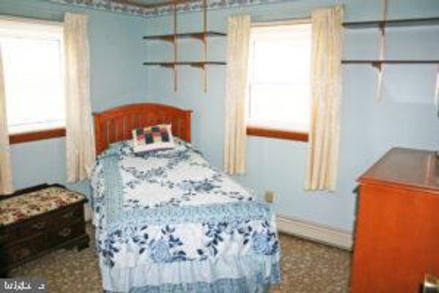 2101 S FORGE RD, Palmyra, PA 17078