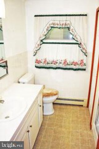 2101 S FORGE RD, Palmyra, PA 17078
