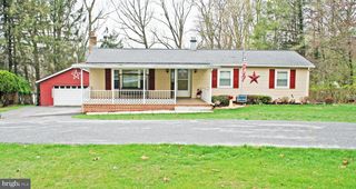 2101 S FORGE RD, Palmyra, PA 17078