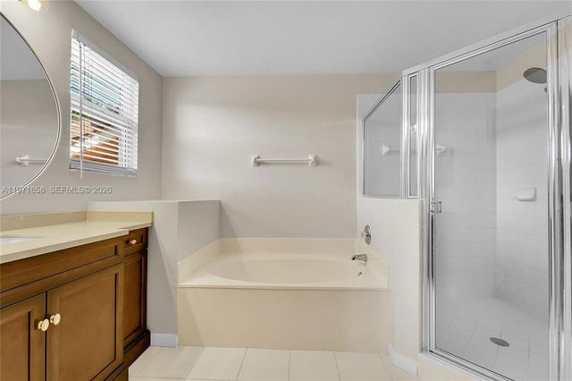 9840 NW 19th Place, Sunrise, FL 33322