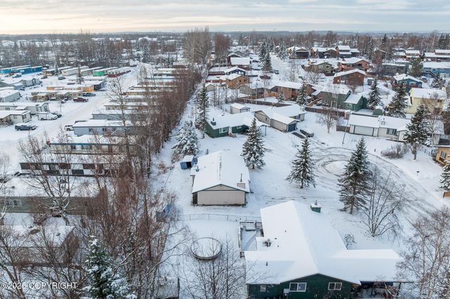 8510 Hidden View Court, Anchorage, AK 99504