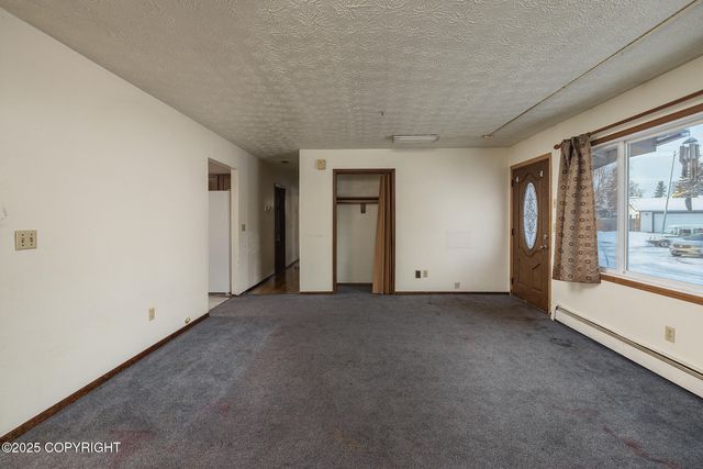 8510 Hidden View Court, Anchorage, AK 99504