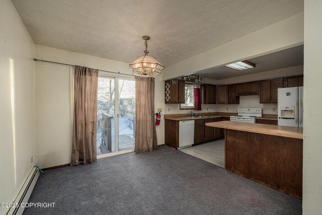 8510 Hidden View Court, Anchorage, AK 99504