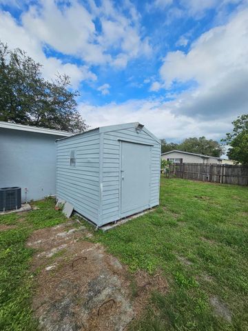7860 NE 16th Street, Okeechobee, FL 34974
