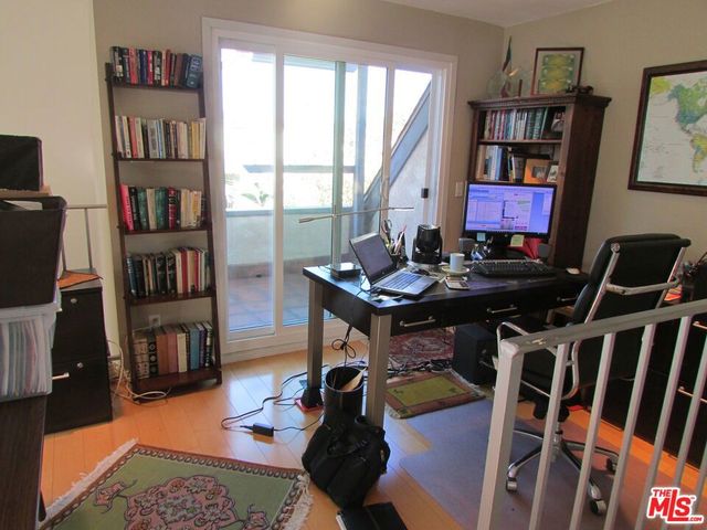 1127 12th Street 301, Santa Monica, CA 90403