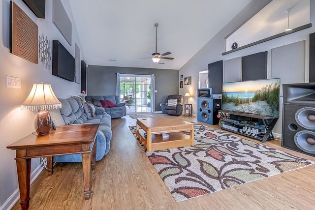 1415 Ashton Glen Dr., Surfside Beach, SC 29575