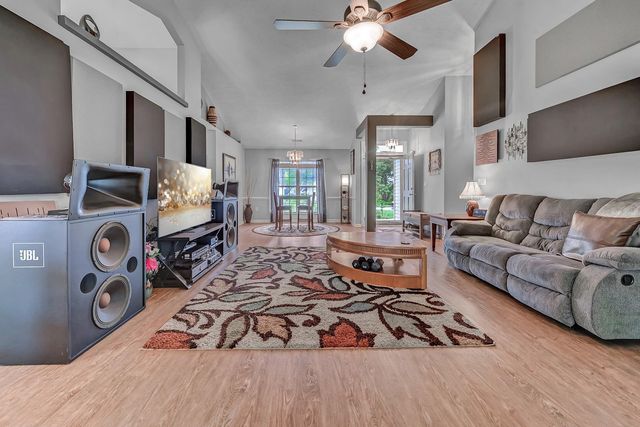1415 Ashton Glen Dr., Surfside Beach, SC 29575