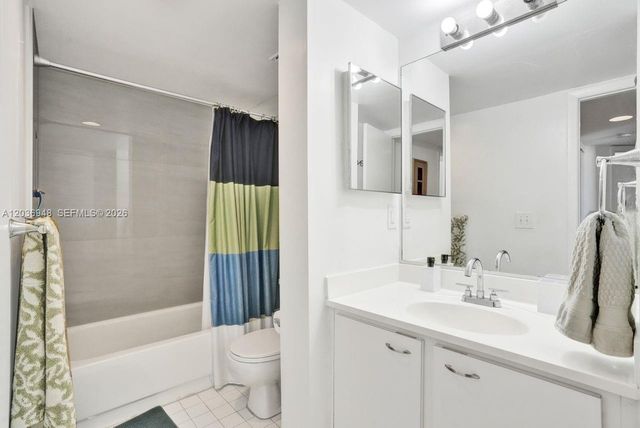 4555 SW 68th Ct Cir 111, Miami, FL 33155